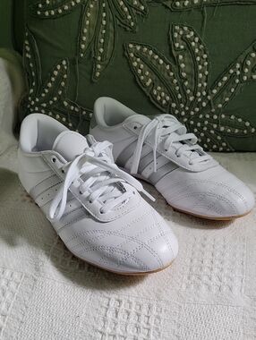 Adidas Sneakers NWOT